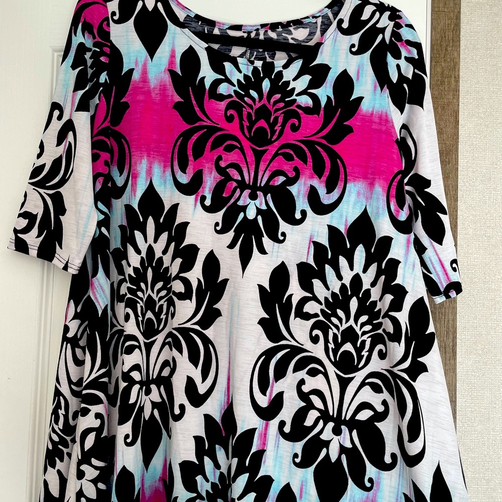 Women’s beautiful lightweight shirt